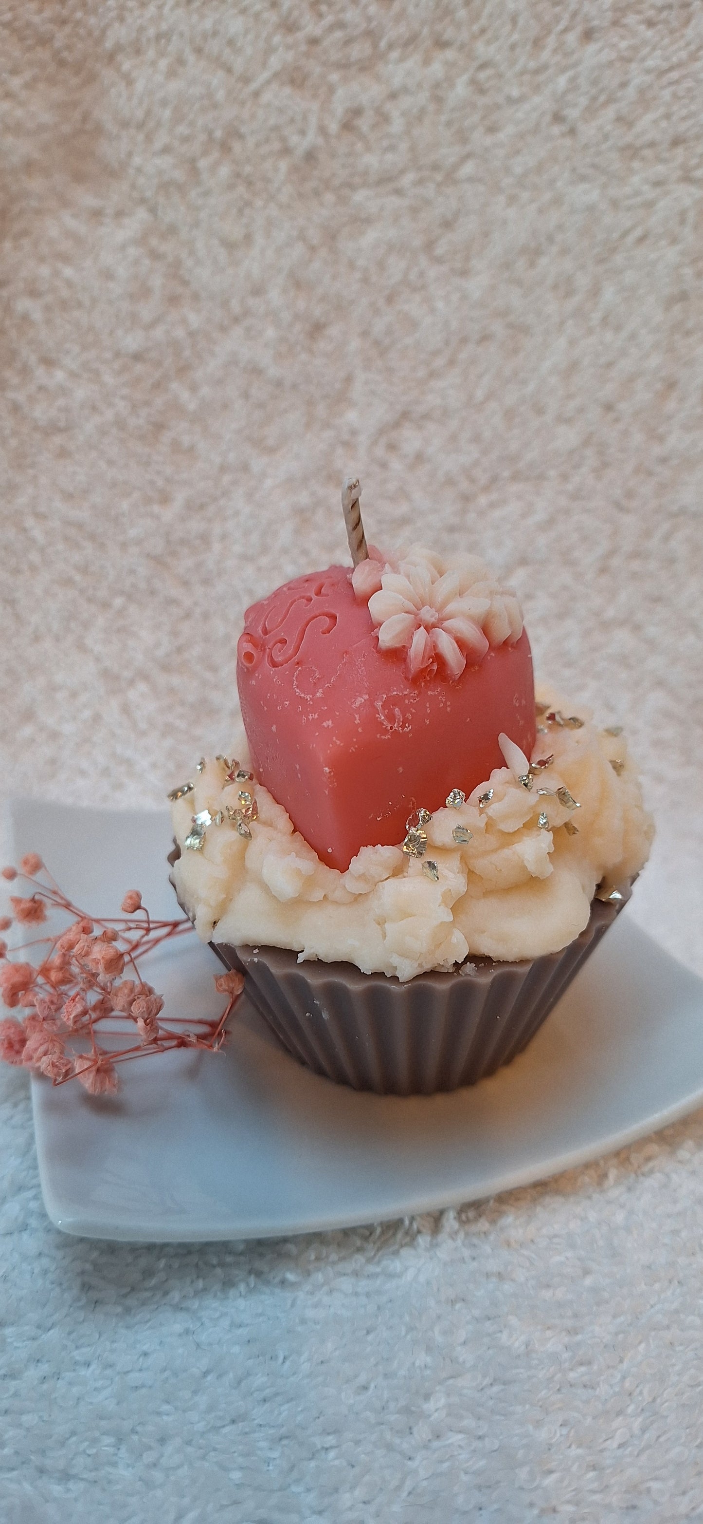 Herzpralinen „Marzipantraum“ – handgegossene Duftkerzen