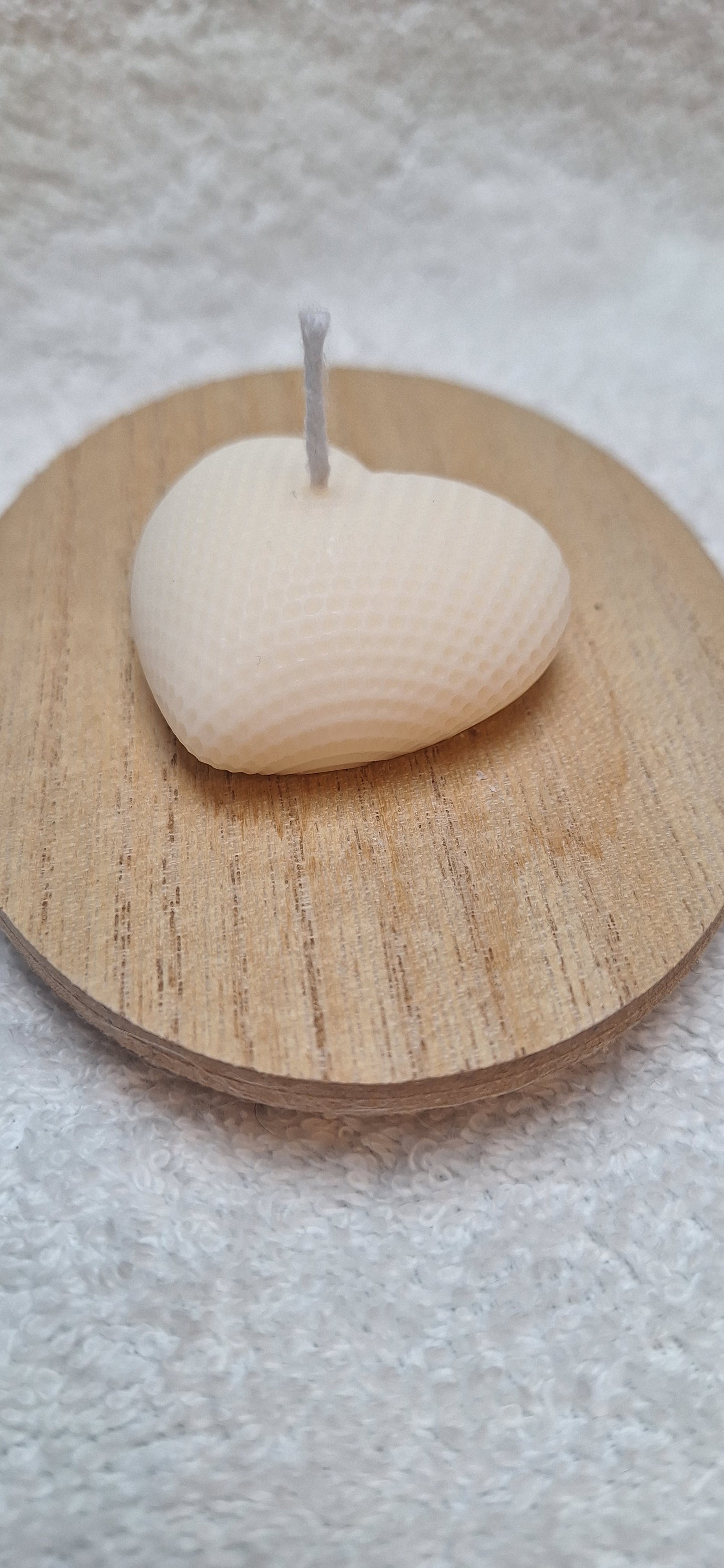 „Herz aus Wachs – dekoratives 3er-Set mit Struktur“